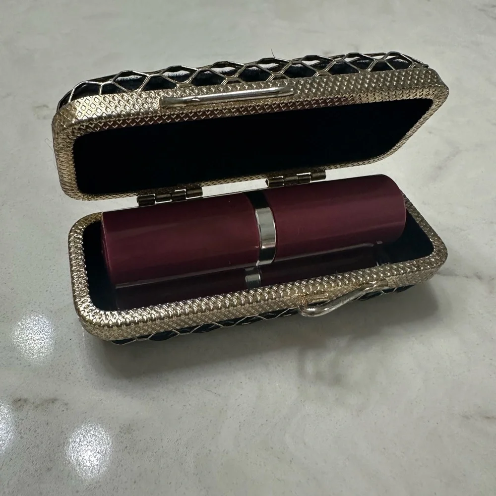 Metallic case with Black Inset lipstick case - Picture 7 of 7